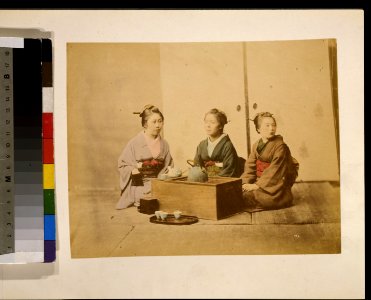 Three women having tea LCCN2009632879