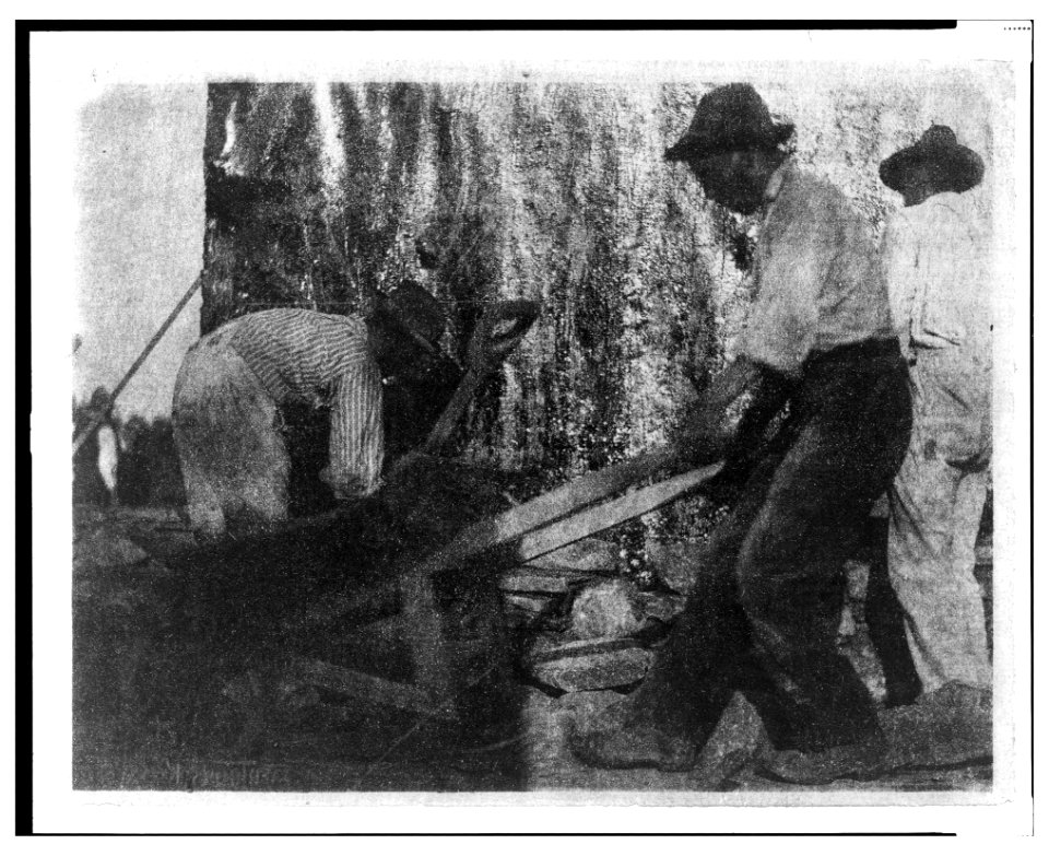 Three workmen LCCN2001695160