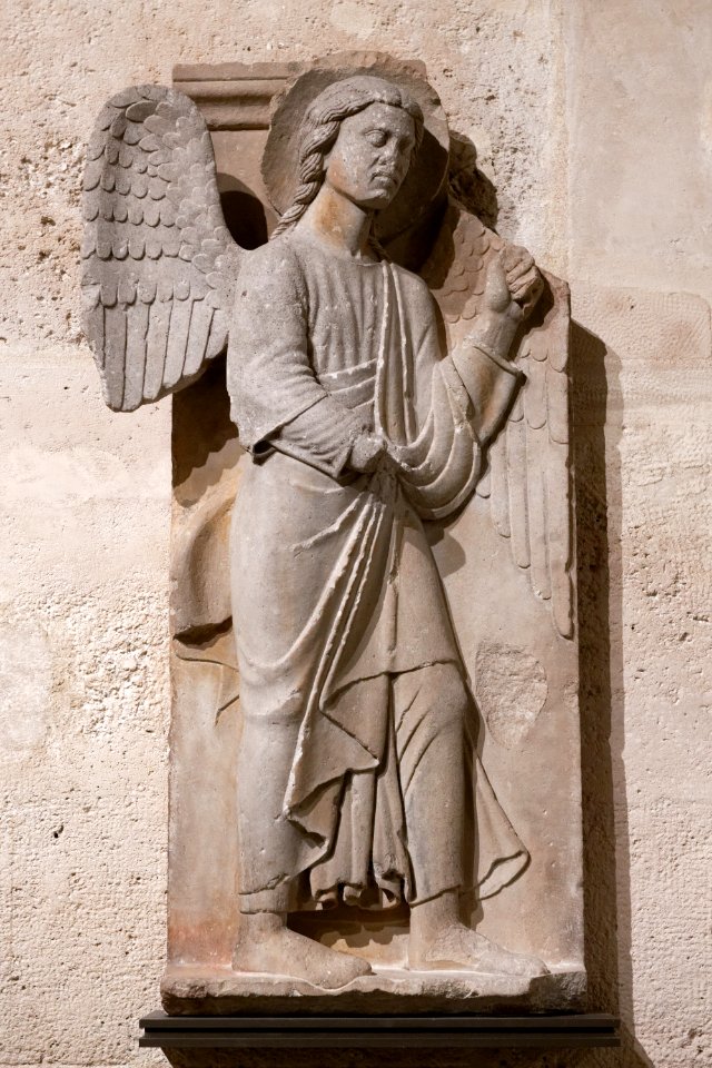 Thurifer angel Louvre RF 1454