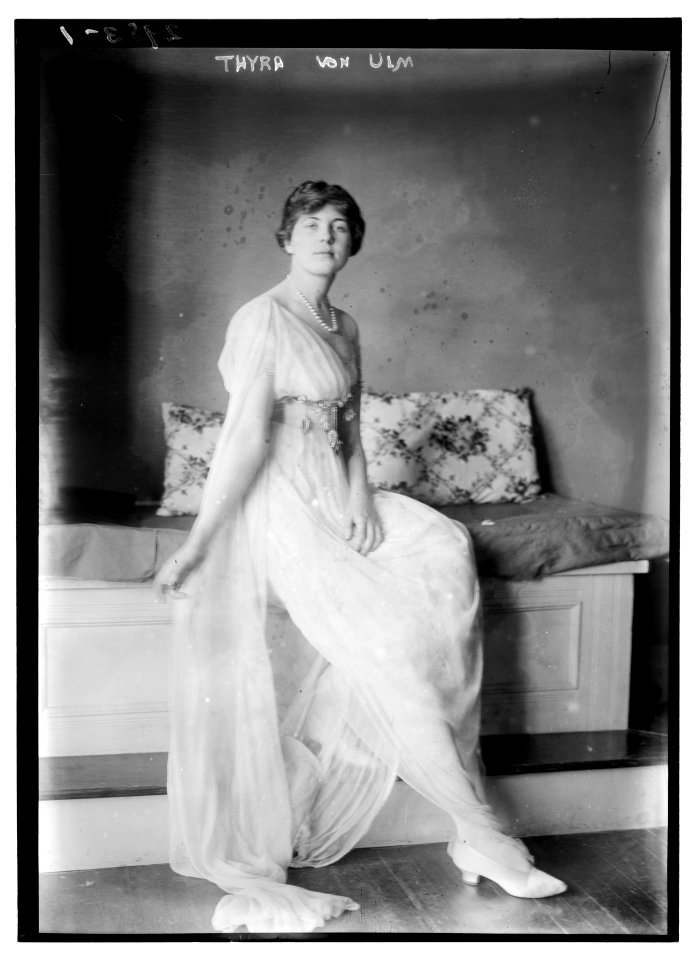 Thyra Von Ulm LCCN2014695380