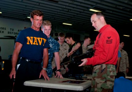 Tiger cruise weapons training 130507-N-SH505-018