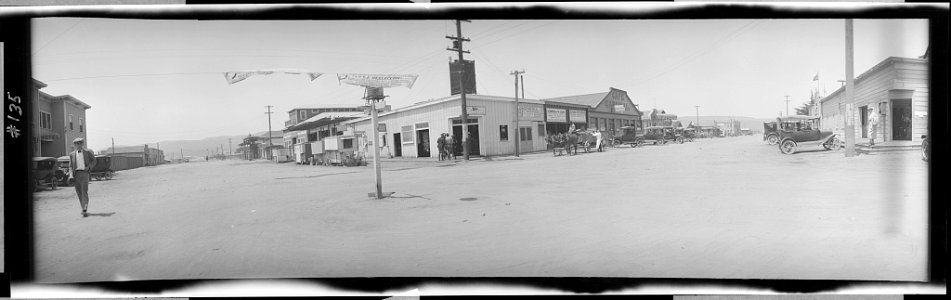 Tijuana, Mexico, street scene 2 LCCN2017656431