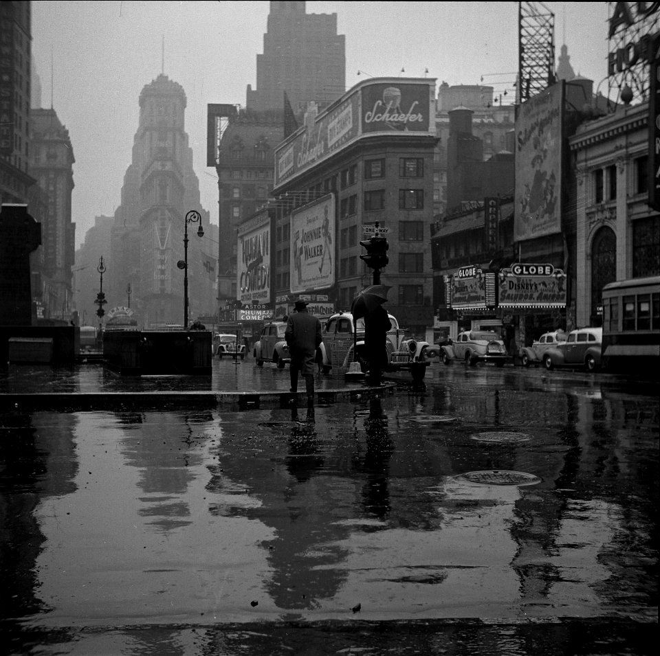 Times Square on a Rainy Day 1943 John Vachon