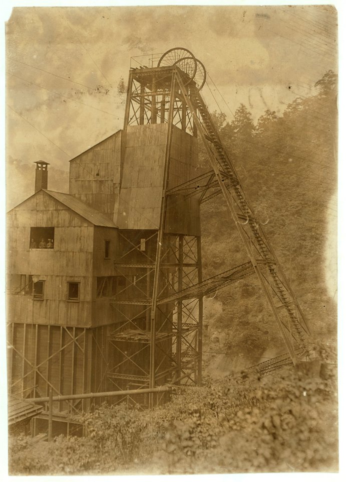 Tipple & Elevator into shaft. Leads down to mine 200 ft. below. Gary Mine. Do more work by machinery than any mine in the state, yet have boys to trap and drive. They stay underground over LOC nclc.01047