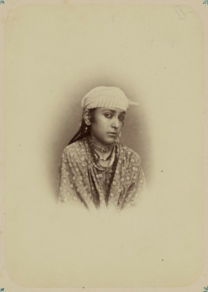Tipy narodnostei turkestanskago kraia. Evreiki. Laula LCCN2007682865