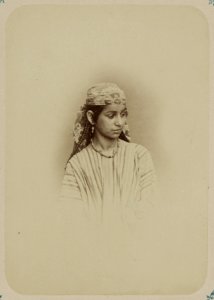 Tipy narodnostei turkestanskago kraia. Evreiki. Mul'ka LCCN2007682864