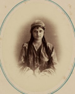 Tipy narodnostei turkestanskago kraia. Tadzhichki- Maina-ai LCCN2007682081