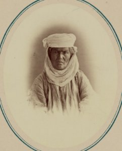 Tipy narodnostei turkestanskago kraia. Tsyganki (Dzhugi). Urum-bibi LCCN2007682851