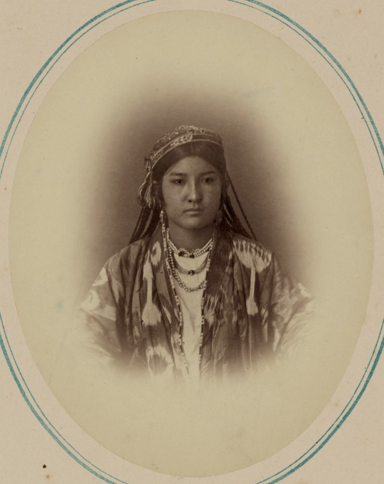 Tipy narodnostei turkestanskago kraia. Uzbechki. Ogul'-ai LCCN2007682058