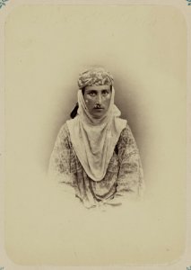 Tipy narodnostei turkestanskago kraia. Evreiki. Sara LCCN2007682869