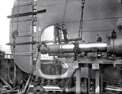 Titanic's propeller shaft installation