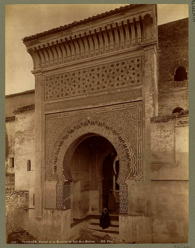 Tlemcen. Portail de la Mosquée de Sidi Bou Médine - ND. Phot. LCCN2004665068