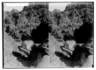 To Sinai via the Red Sea, Tor, and Wady Hebran. Chapel of St. Mary. LOC matpc.02067