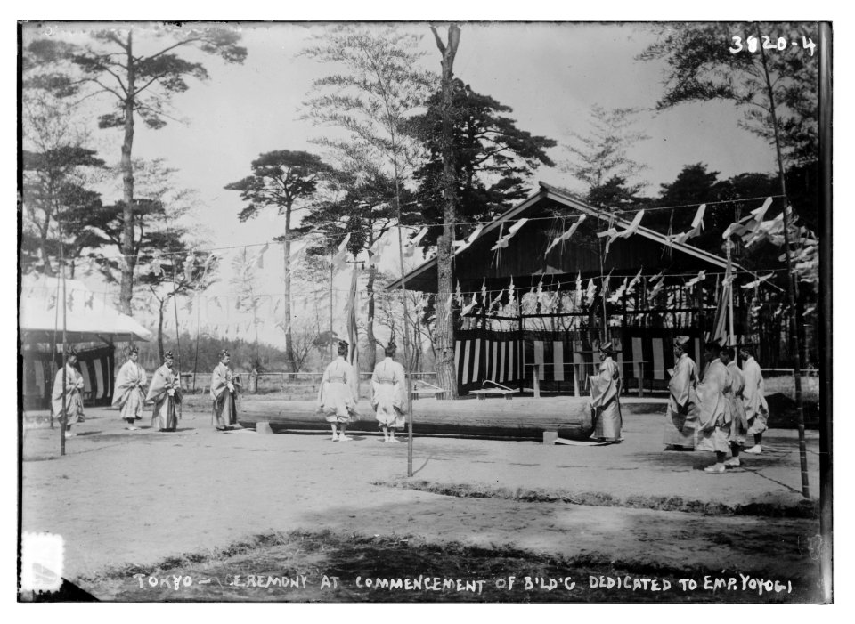 Tokyo - Ceremony at commencement of bldg. dedicated to Emp., Yoyogi LCCN2014701443