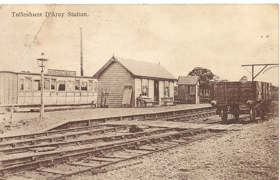 Tolleshunt d'Arcy railway station (postcard)