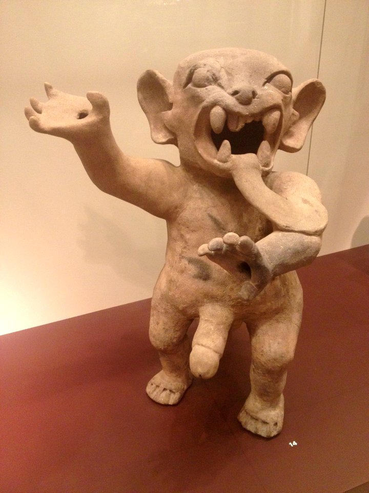 Tolita jaguar fertility figure - IMJ B870025 - front view