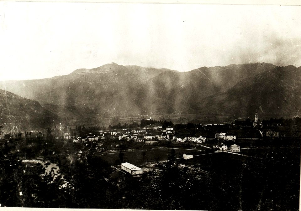 Tolmein gegen Südwesten gesehen 7.5.1916. (BildID 15594649)