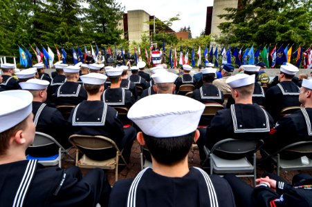 Tolling the Boats (Image 1 of 5) 160526-N-JY507-013