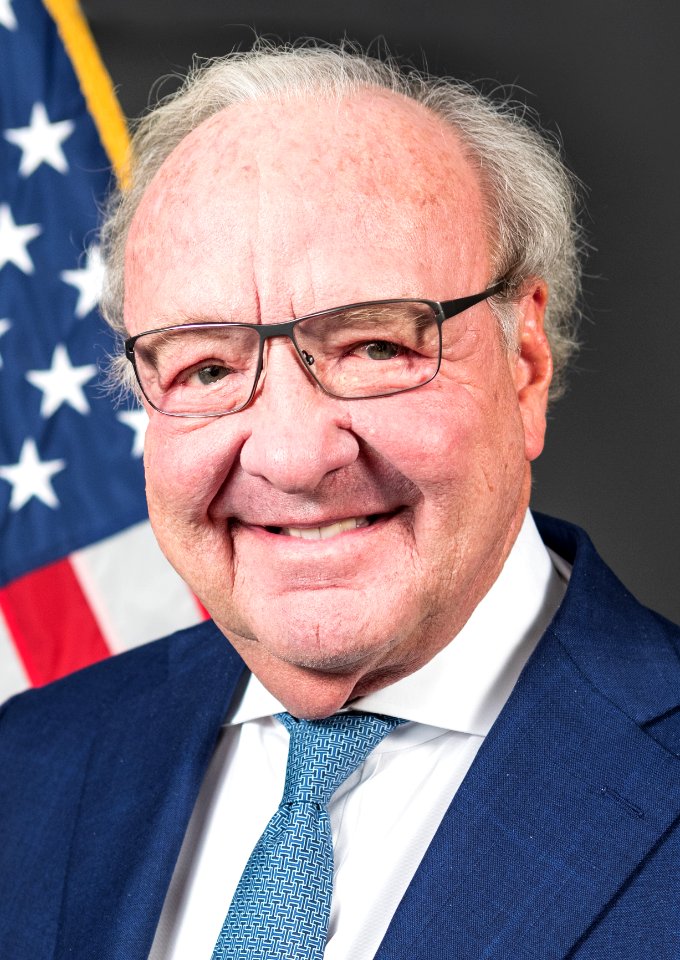 Tom Hicks official photo (cropped)