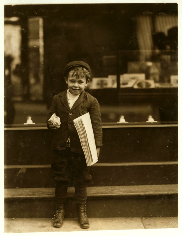Tommy Hawkins, 5 year old newsie, 40 inches high. LOC cph.3a01146