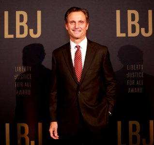 Tony Goldwyn (48996884641)