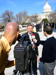 TomPresser03MAR04 03