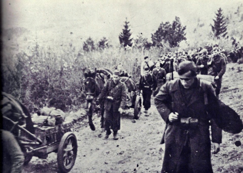 Tomšičeva brigada na pohodu proti Velikim Laščam v začetku decembra 1943