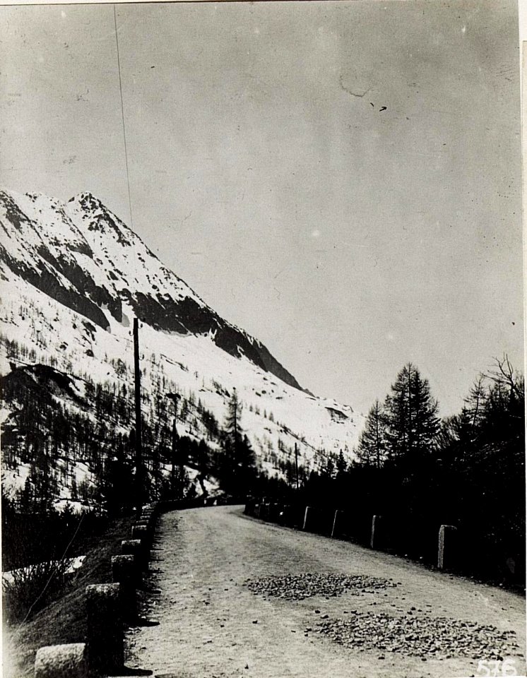 Tonalestraße mit Monticello. (BildID 15580897)