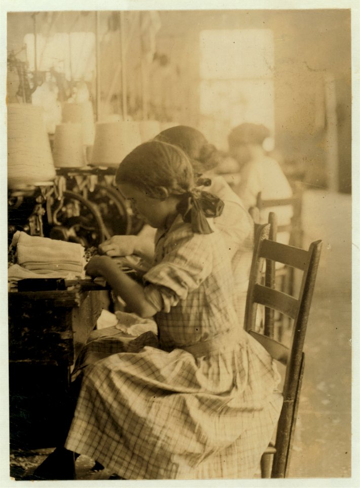 Topper at her machine, Walker County Hosiery Mills, Lafayette Ga. LOC nclc.02765