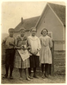 Toppers in Walker County Hosiery Mills, Lafayette, Ga. LOC nclc.02768