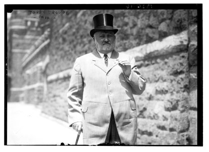 Toppy Troupe, Ohio; Oldest Doorman. He has been at every National and State convention since 1876 LCCN2014687038