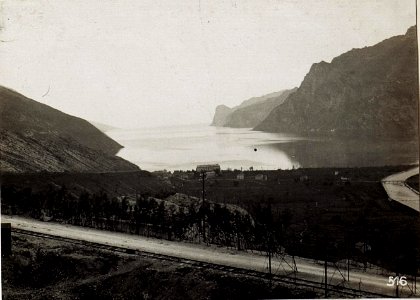 Torbole mit Gardasee. (BildID 15581079)