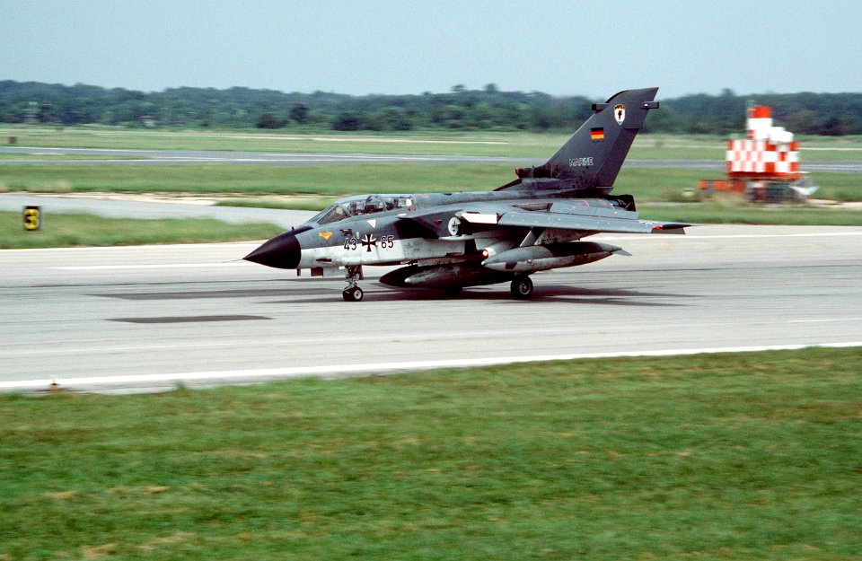 Tornado from MFG 1 lands NAS Oceana 1989