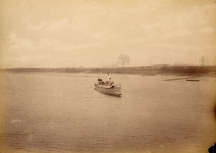 Torpedobaad nr 6 at Thornycroft - Front view - cropped