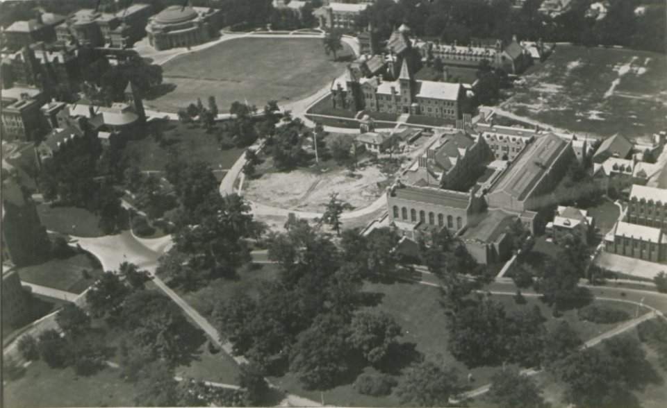 Toronto from the Air (HS85-10-35817)