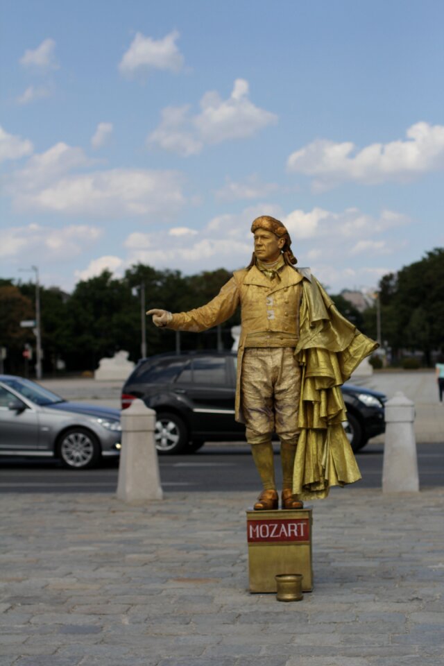 Culture sculpture tourism
