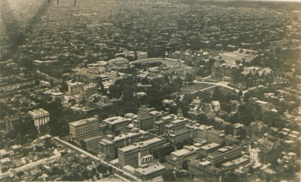 Toronto from the Air (HS85-10-35806)