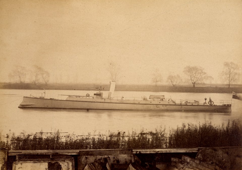 Torpedobaad nr 6 at Thornycroft - cropped