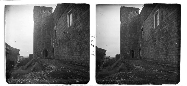 Torre del castell de Santa Pau