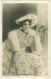 TOSCA MONTÉS, La SIP. 939. Photo Reutlinger