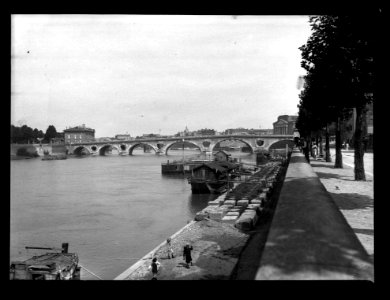 Toulouse , pont de Pierre - Fonds Trutat - MHNT.PHa.912.T155 photo
