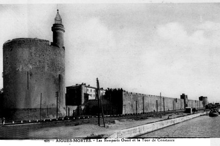 Tour de Constance et Remparts