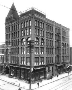 Tourist Hotel, Lebanon Building, at the northeast corner of S Main St and Occidental Ave S, Seattle, ca 1905 (CURTIS 2102)