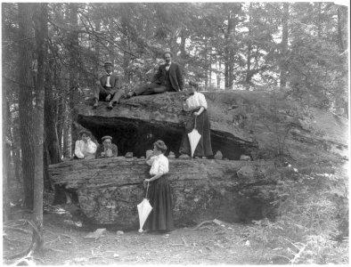 Tourists in the jaws of the alligator, a rock formation LCCN2006688667