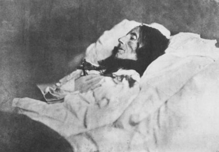 Tournachon, Gaspard-Félix - Die Dichterin Marceline Desbordes-Valmore auf ihrem Totenbett (Zeno Fotografie)