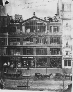 Tournachon, Gaspard-Félix - »Mein Haus am Boulevard«. Das Atelier Nadar, 35 Boulevard des Capucines (Zeno Fotografie)