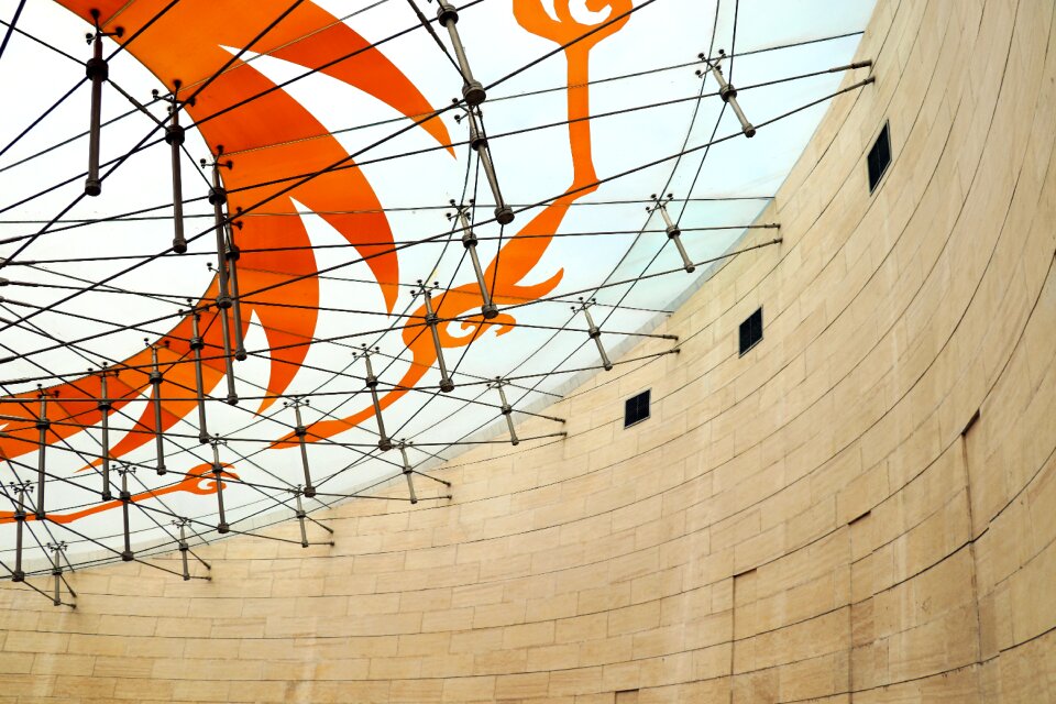 Modern structure geometry