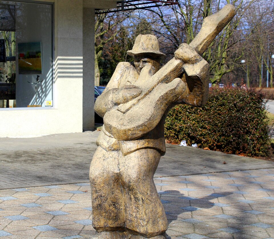 Musician guitarist street art