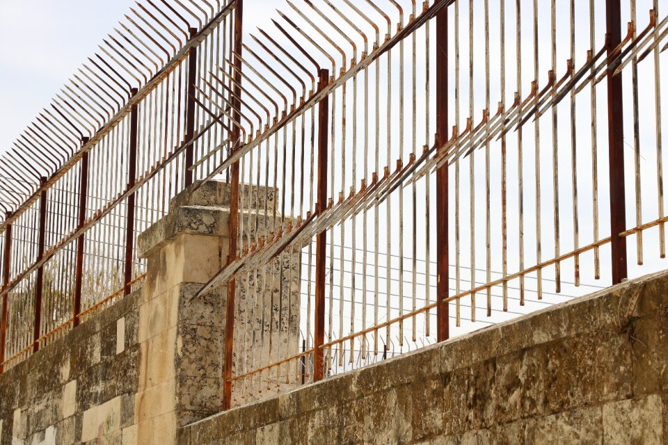 Fence defence protection