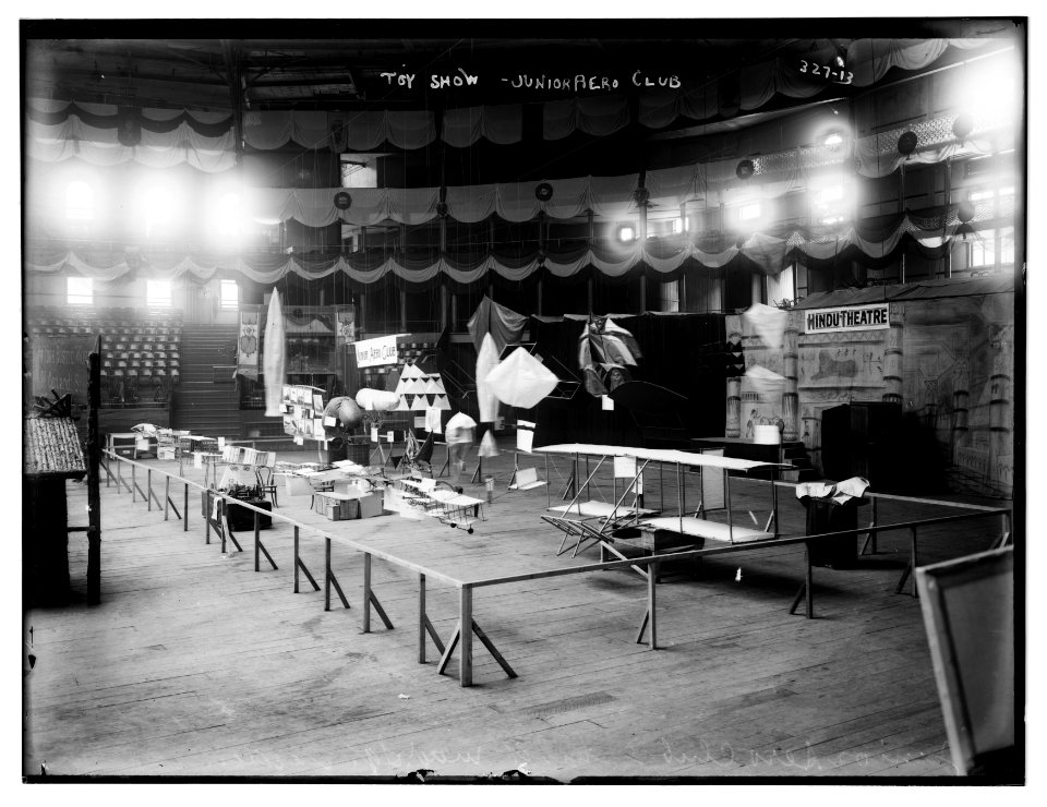 Toy Show, Madison Sq. Garden LCCN2014681543